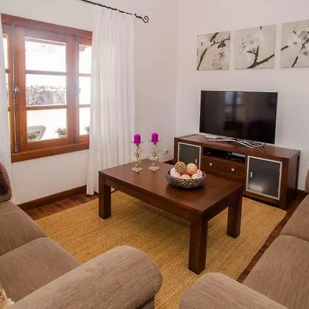 Villa Hooha *