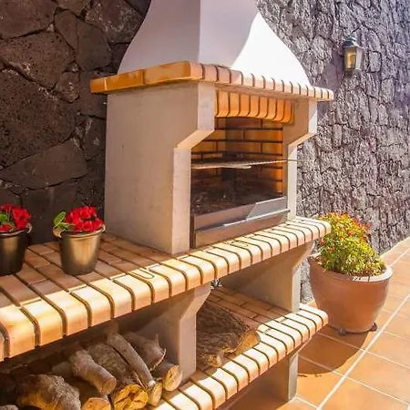 Villa Hooha *